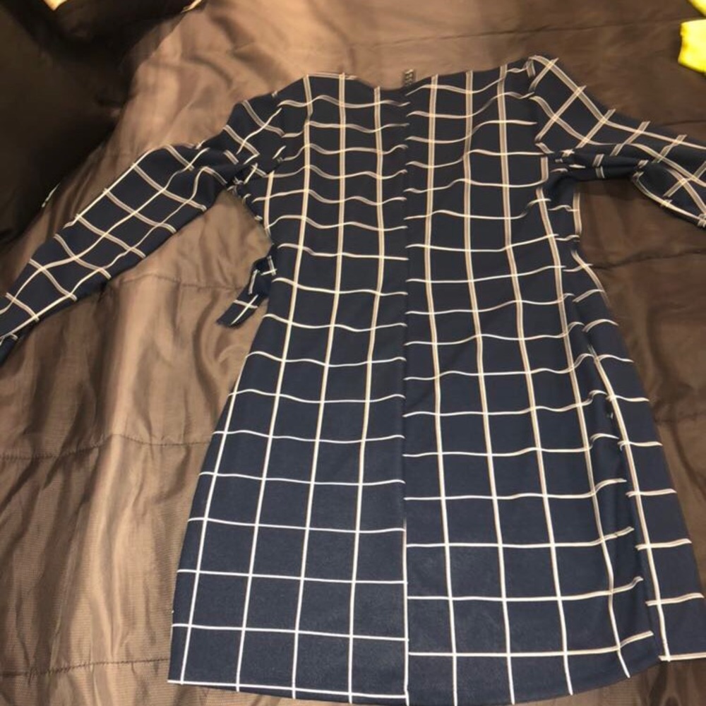 Mini dress - Picture 8 of 8